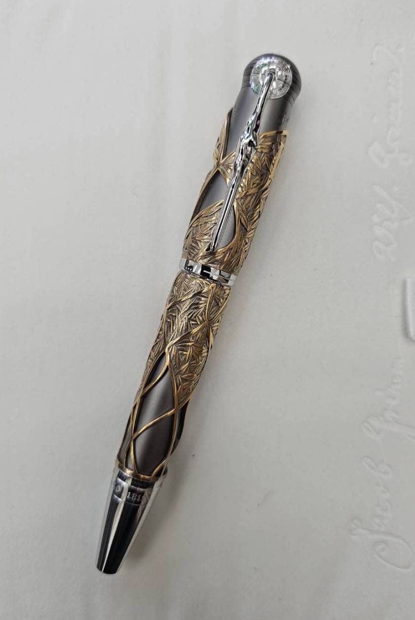 買取情報 【MONTBLANC モンブラン 万年筆 4810 作家シリーズ グリム